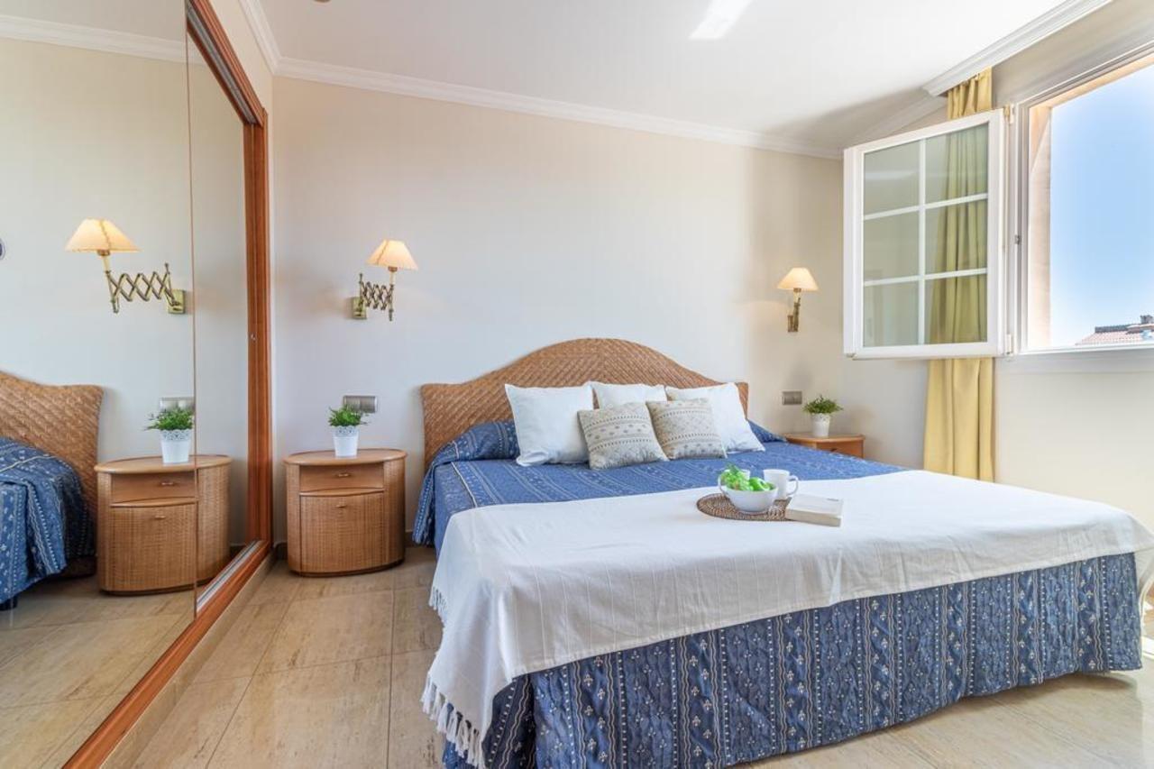 Apartaments Bt Vent De Garbi エンプリアブラバ エクステリア 写真