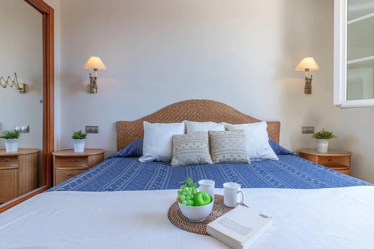 Apartaments Bt Vent De Garbi エンプリアブラバ エクステリア 写真